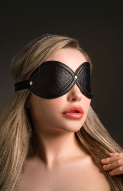 Opaska na oczy z ekoskóry Taboom Infinity Blindfold Black